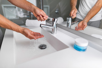 Hotel & Luxury Bathrooms example